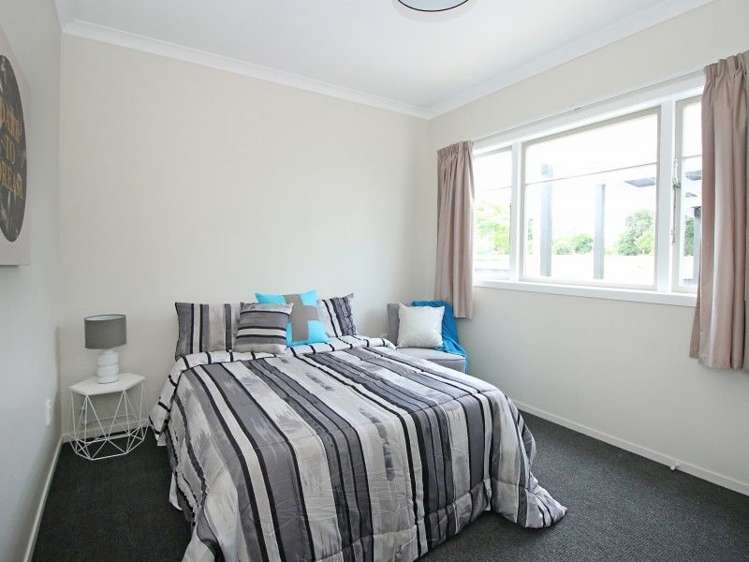 8 Church Street Feilding_12