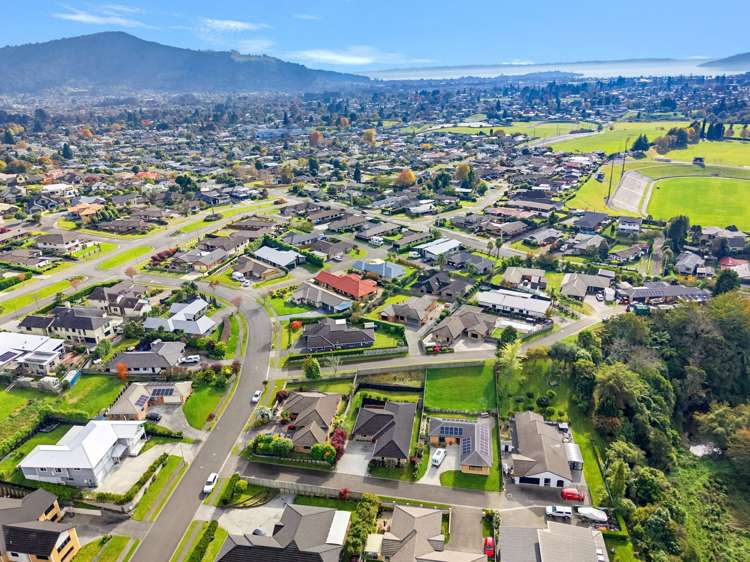 28 Baxendale Drive Matipo Heights_24