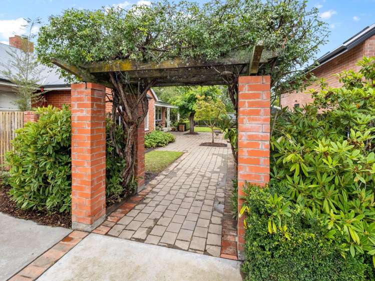 69 Racecourse Road Allenton_25