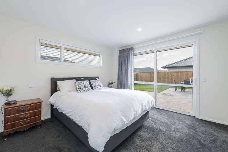 24 Oakdale Grove Richmond_10