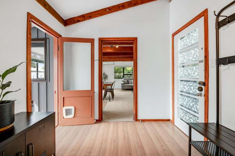 48 D'Oyly Drive Stanmore Bay_9