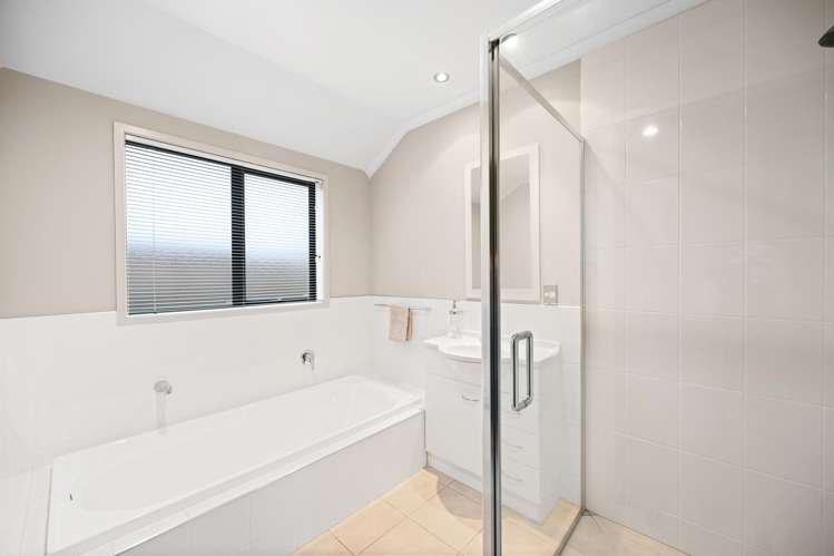 16 Rossiter Place Chartwell_10