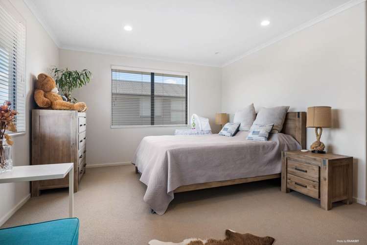 9 Oak Bark Drive Schnapper Rock_11