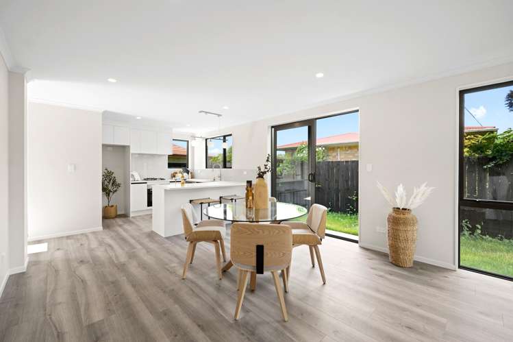 2 & 3/72 Ohaupo Road Melville_9