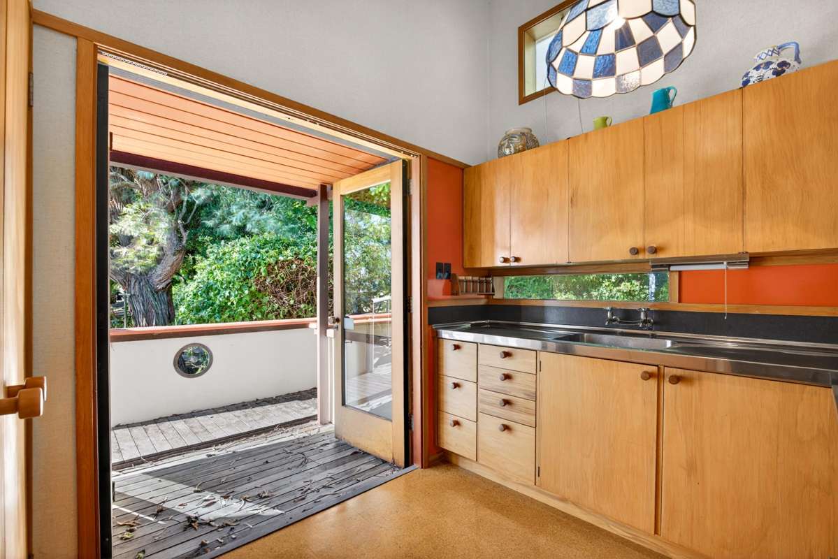122A Chaucer Road North_4
