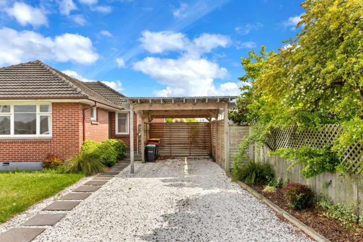 35 Basingstoke Street Aranui_22