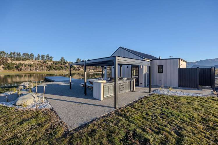 112 Fowler Lane Wanaka_17
