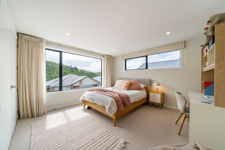 8 Ramarama Lane Crofton Downs_14