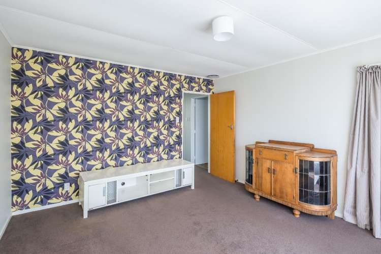 61 Davidson Crescent Tawa_4
