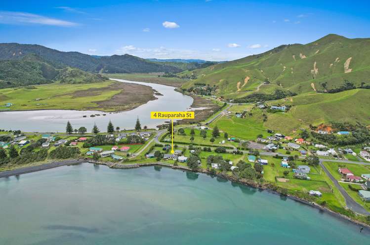 4 Rauparaha Street Marokopa_12