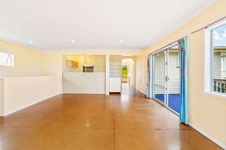 73 Fairclough Road Beach Haven_4