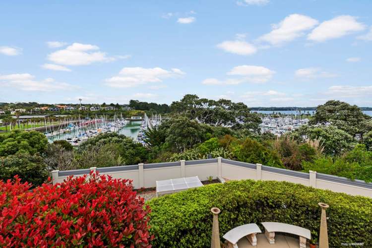 79 Pine Harbour Parade Beachlands_24