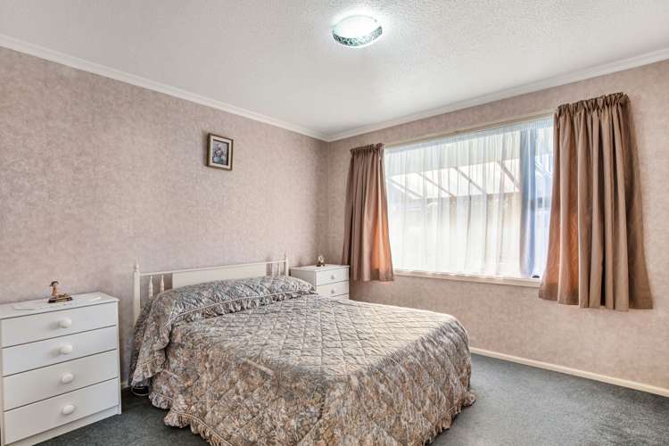 25 Oriana Crescent Hornby_7