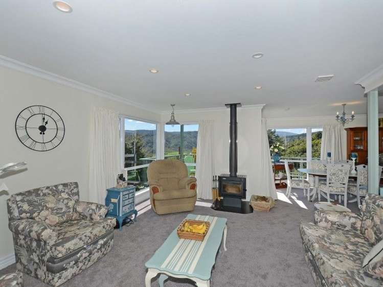 1154e Main Road Kaitoke Te Marua_3