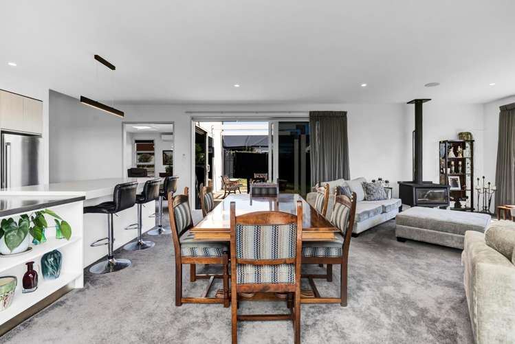 5D Vardon Way Waiwhakaiho_11