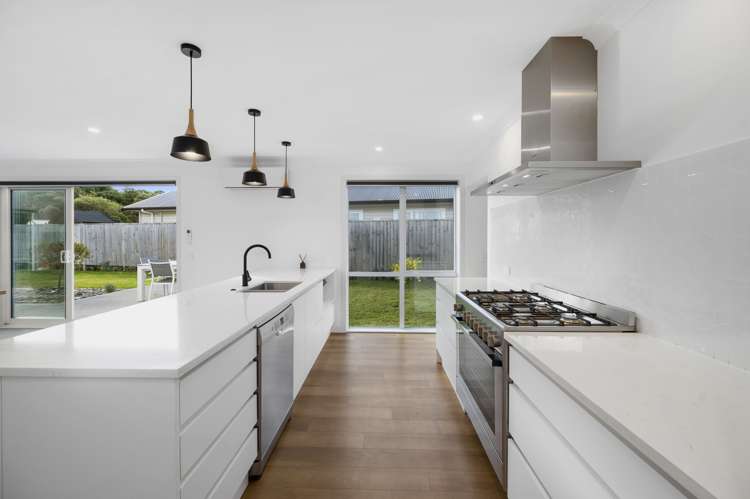 42 Pukeko Way Kinloch_5