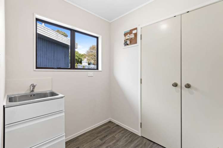 77 Gledstane Road Stanmore Bay_13