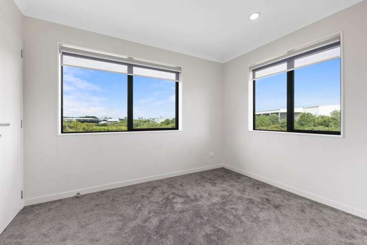 87 Naylors Drive Mangere_15