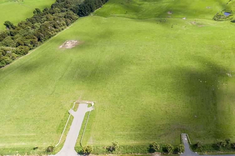 Mount Stewart Halcombe Road Sanson_3