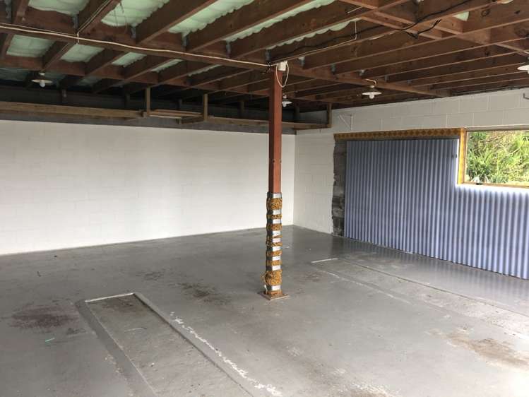 9 Sierra Avenue 11601_10