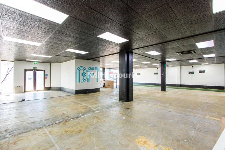 Shop 2-3/84-90 Mokoia Road Birkenhead_3
