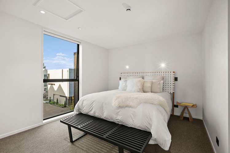 1/33 Kilmore Street Christchurch Central_14