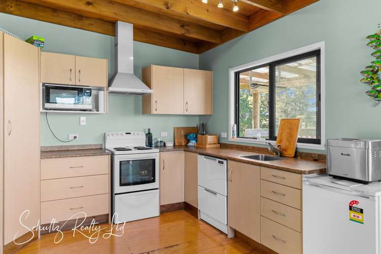 32 Nikau Lane Maungaturoto_8