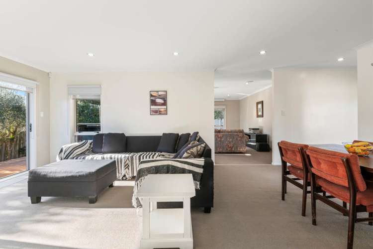 16 Saltwood Street Red Beach_6