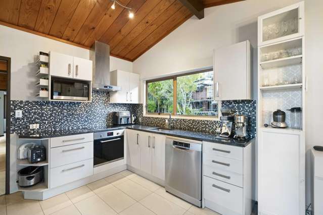 35 Kurnell Drive Botany Downs_3