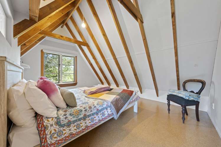 33d Landing Road Titirangi_15