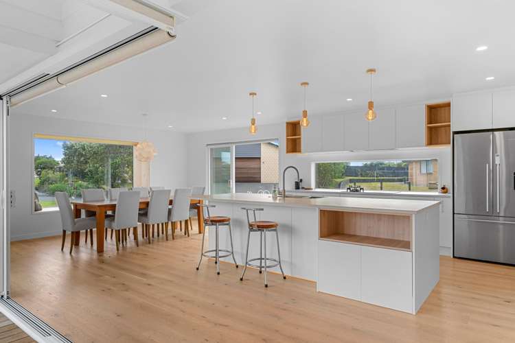 24 Waterman Drive Langs Beach_4