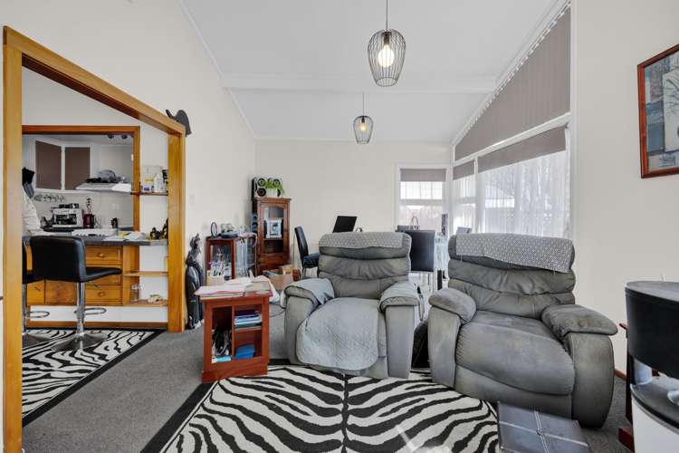 7 Rimu Street Hawera_13