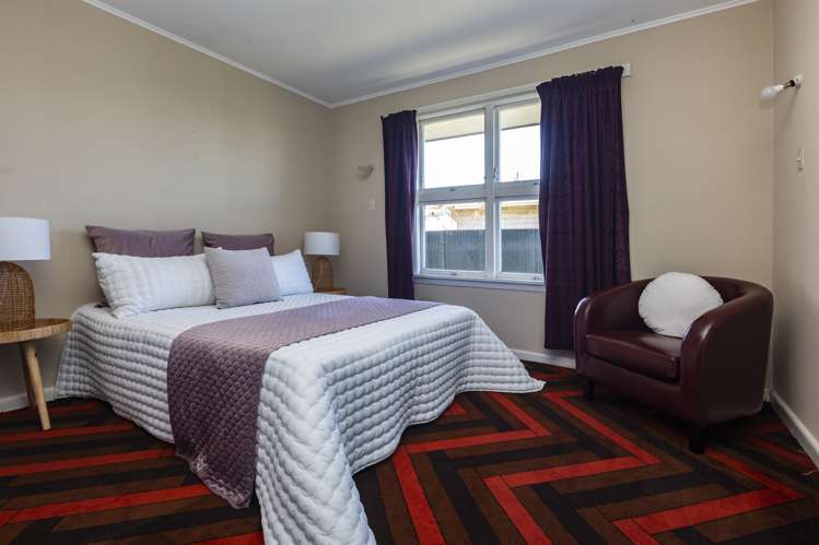 58 Coopers Road Dallington_9