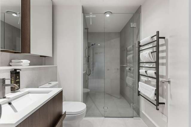 1306/10 Commerce Street City Centre_4