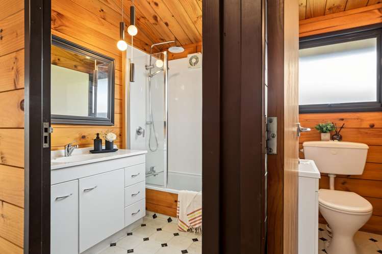 29 Marlowe Drive Leamington_18
