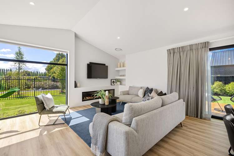 8 Kirkland Crescent Harewood_8