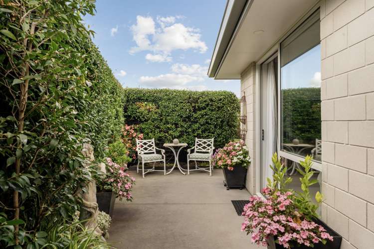 10 Capstan Close Pyes Pa_1