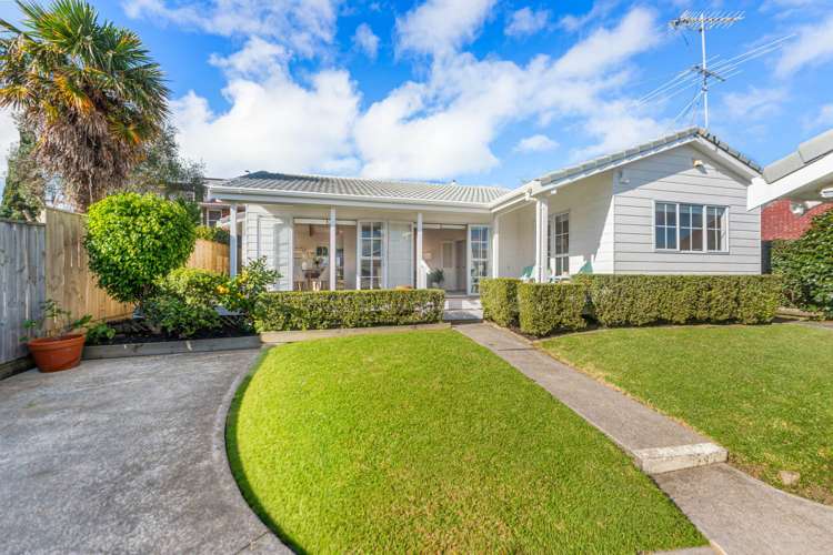 25A College Road Northcote_19