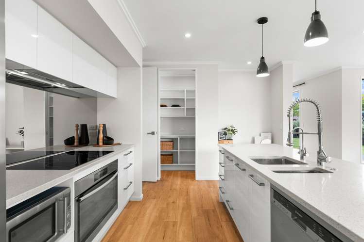 14 Josephine Crescent Aidanfield_2