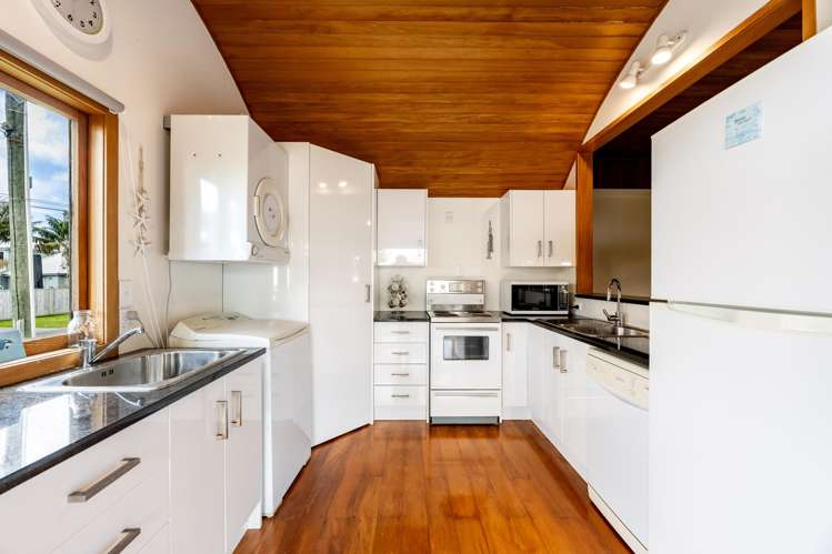 6 Cross Street Manly_19