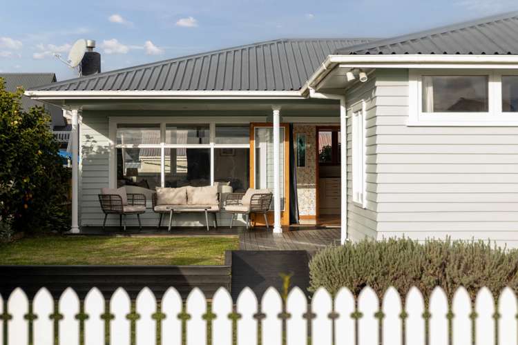 8a Short Street Otumoetai_21