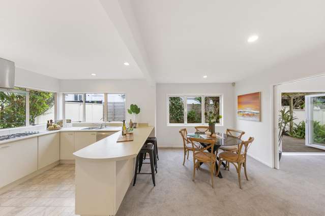 2/142 Riddell Road Glendowie_3