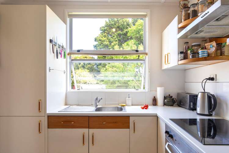 55 Wainui Rd Raglan_2