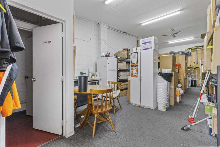 2 The Town Centre Turangi_21