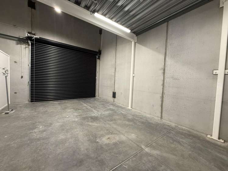 15/8 Laurenson Road Hobsonville_3