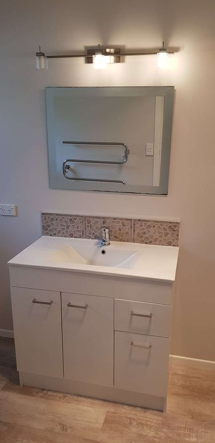 2/11 Leicester Street Stoke_10