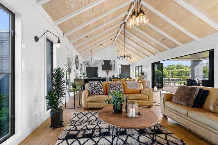 2/45 St Kilda Road_4