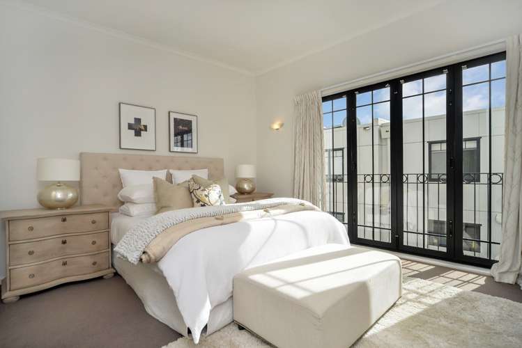 4b/8 Farnham Street Parnell_14