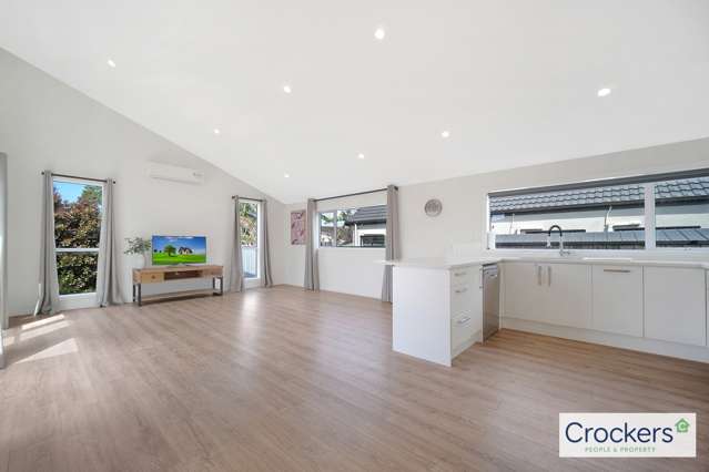 16 Ararata Lane Mangere Bridge_2