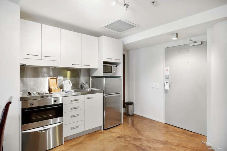 212/188 Hobson Street Auckland Central_7